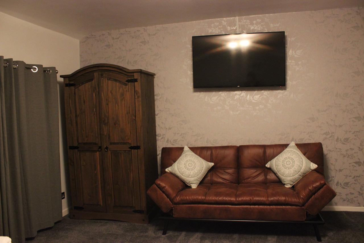 The New Lodge Pontardawe 외부 사진
