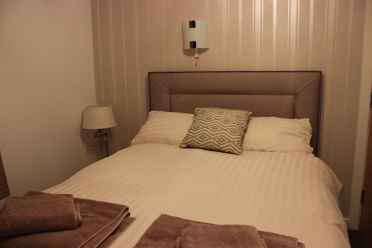 The New Lodge Pontardawe 외부 사진