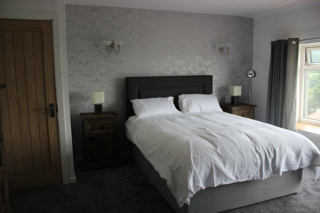 The New Lodge Pontardawe 외부 사진